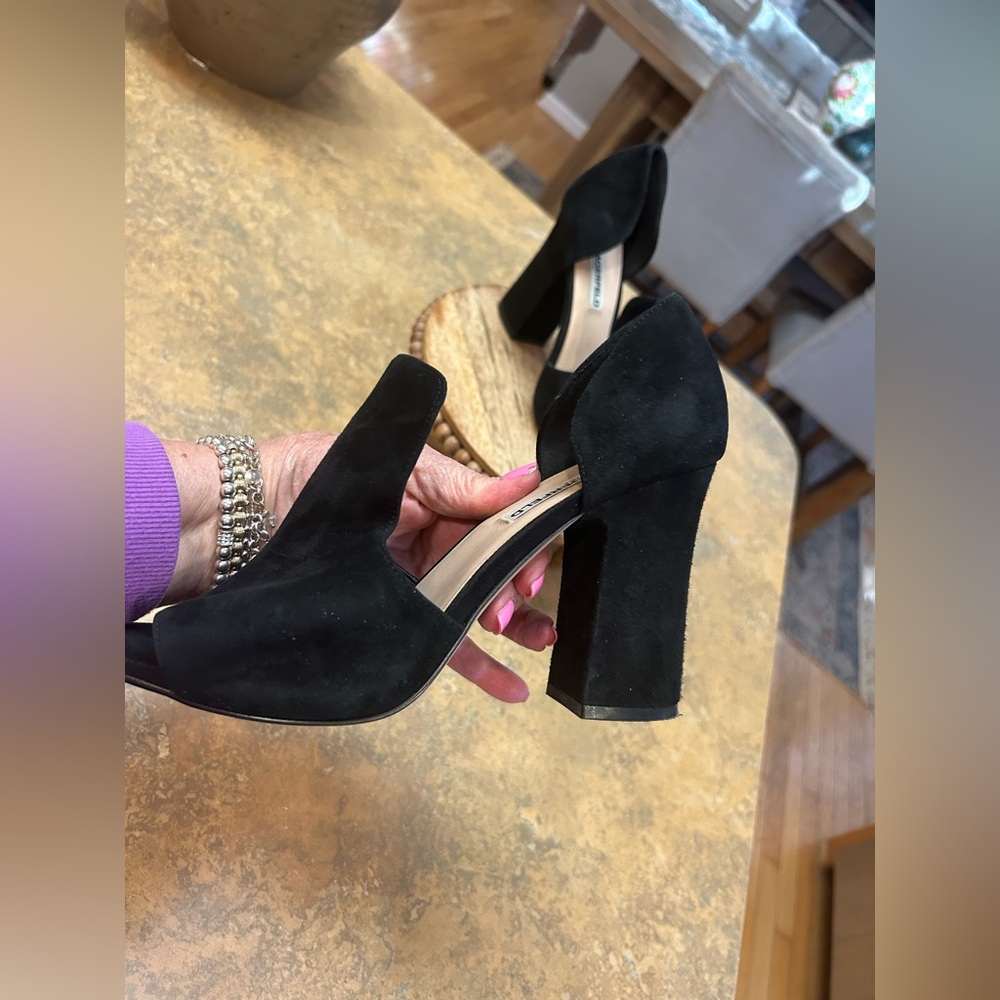 Karl Lagerfeld Black Suede Peep-Toe Block Heel Shoes - Picture 2 of 12